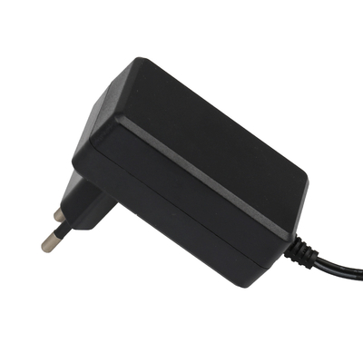 منبع تغذیه AC Dc 12v دیواری 3A 36W دوشاخه اتحادیه اروپا با تاییدیه EN62368