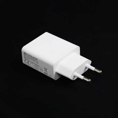 دارای گواهینامه CE 5W 5V 1A USB شارژر خروجی برق شارژر لیتیومی باتری اتحادیه اروپا
