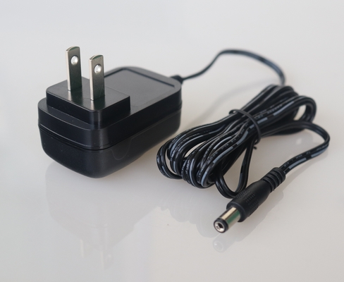 آداپتور دیواری 4.5 واتی 9 ولت 500 میلی آمپری AC به DC دوشاخه ایالات متحده با مطابقت IEC62368